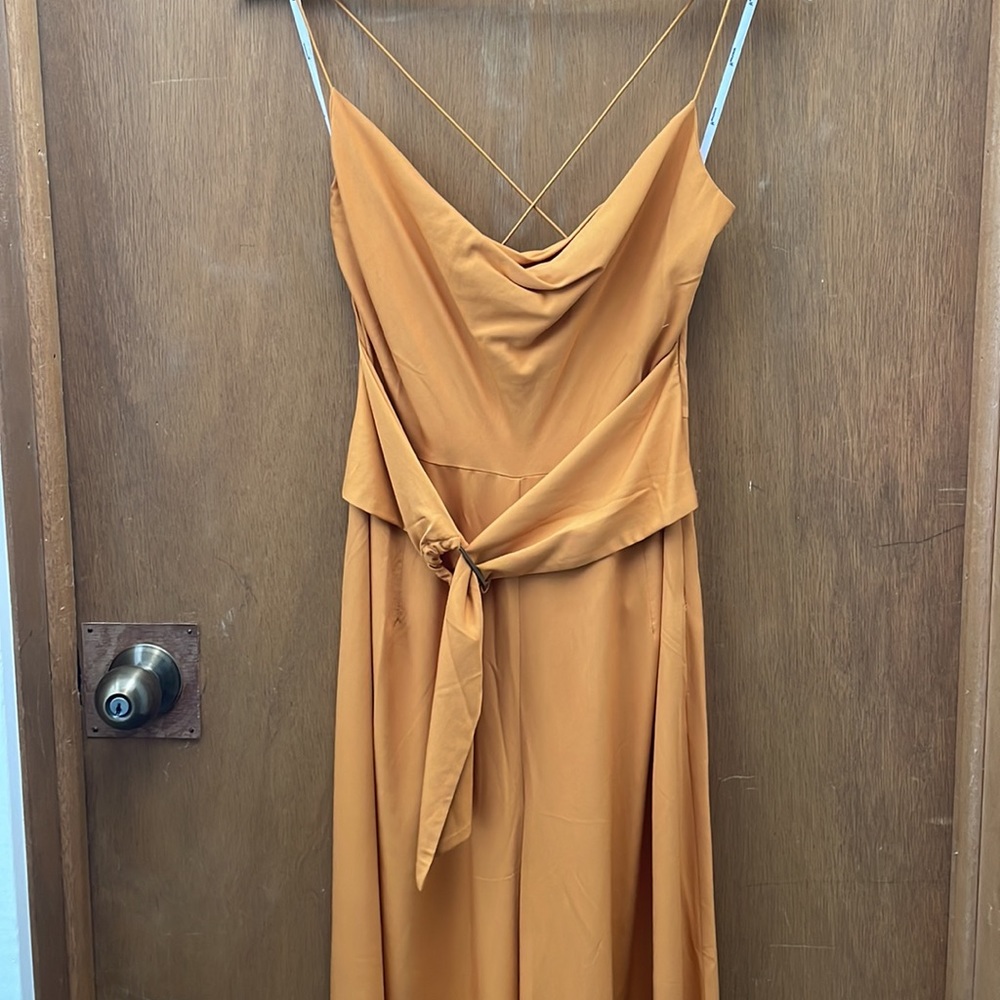 🍊NWT Women’s MINKPINK Orange Belted Cross-back Jumpsuit 🍊 - Picture 8 of 9